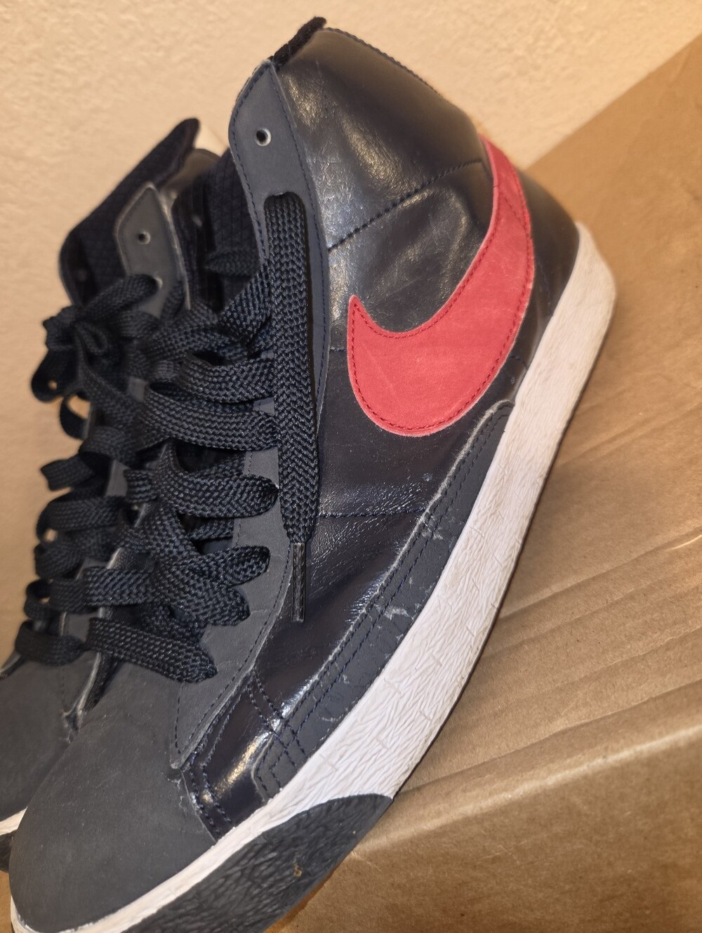 Nike Blazer Black and Red High-Top Men's Sneakers 9.5